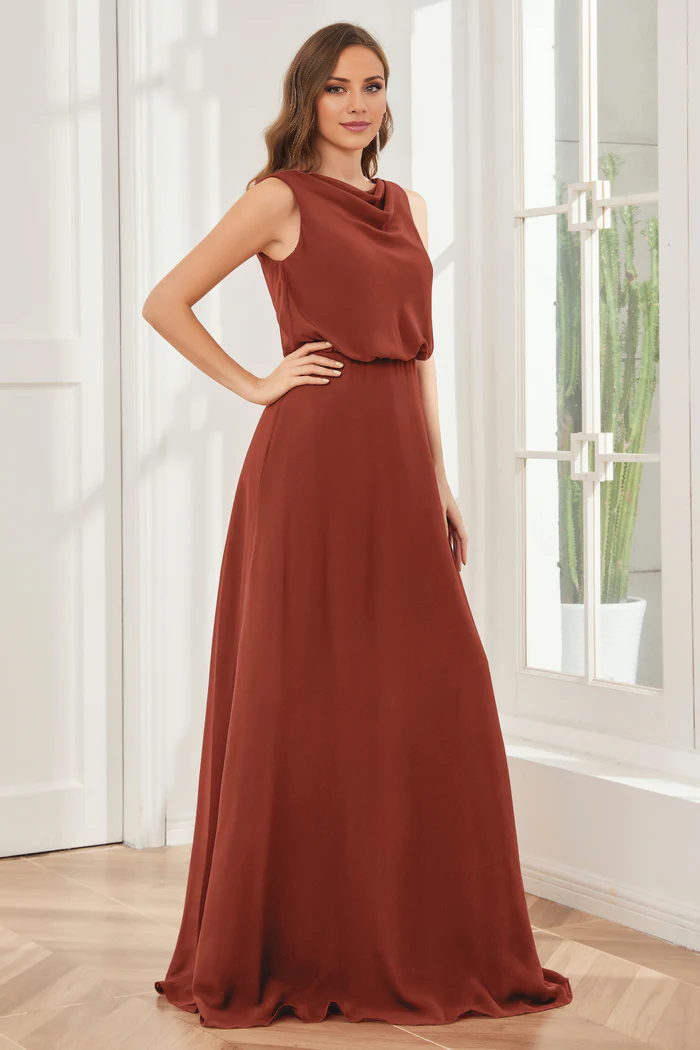 Abito da damigella d'onore in chiffon senza maniche con scollo a palloncino e lunghezza al pavimento