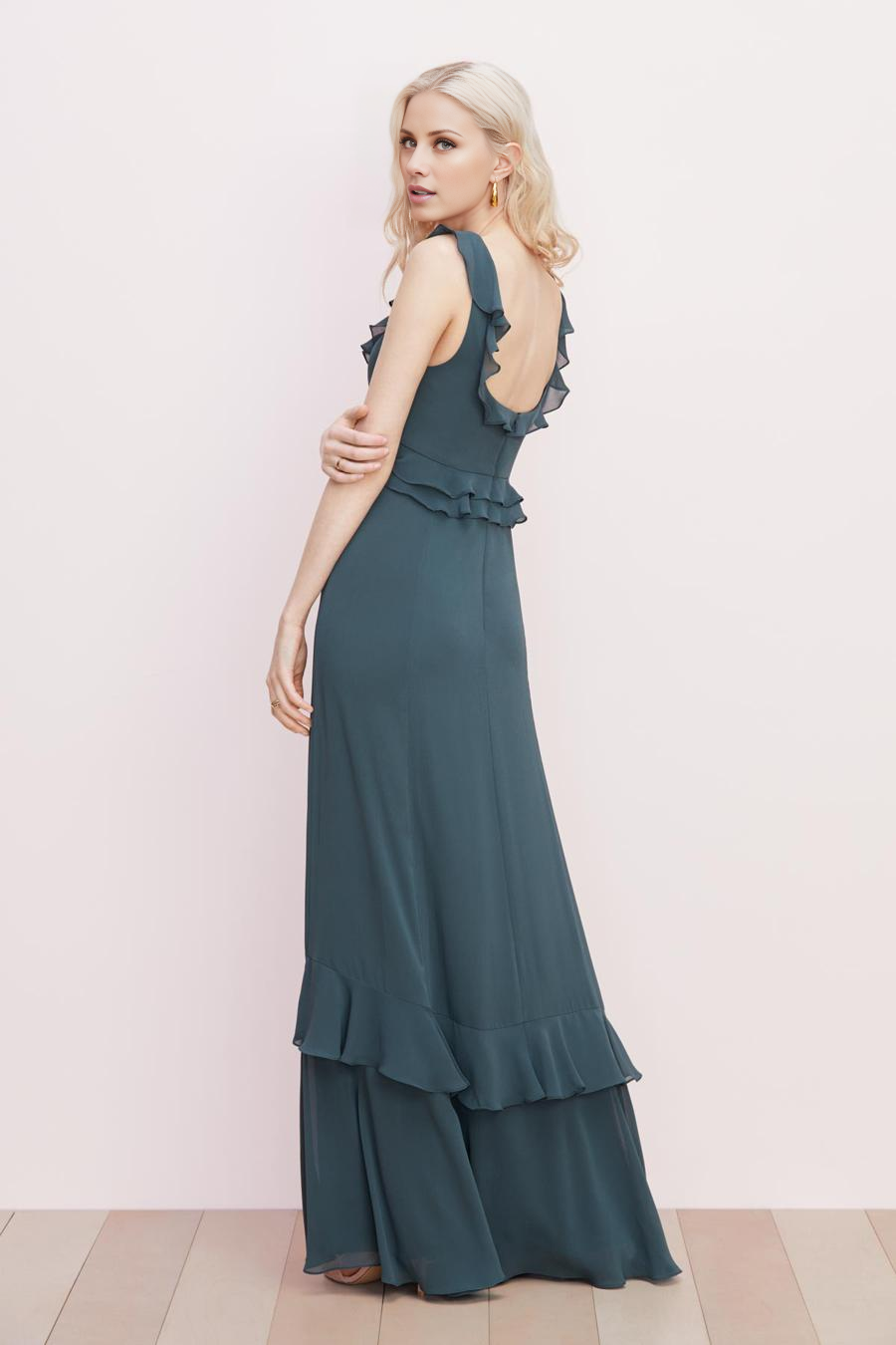 Vestido de noche Jimiss con escote cuadrado, manga corta, espalda descubierta, borde con volantes y largo hasta el suelo