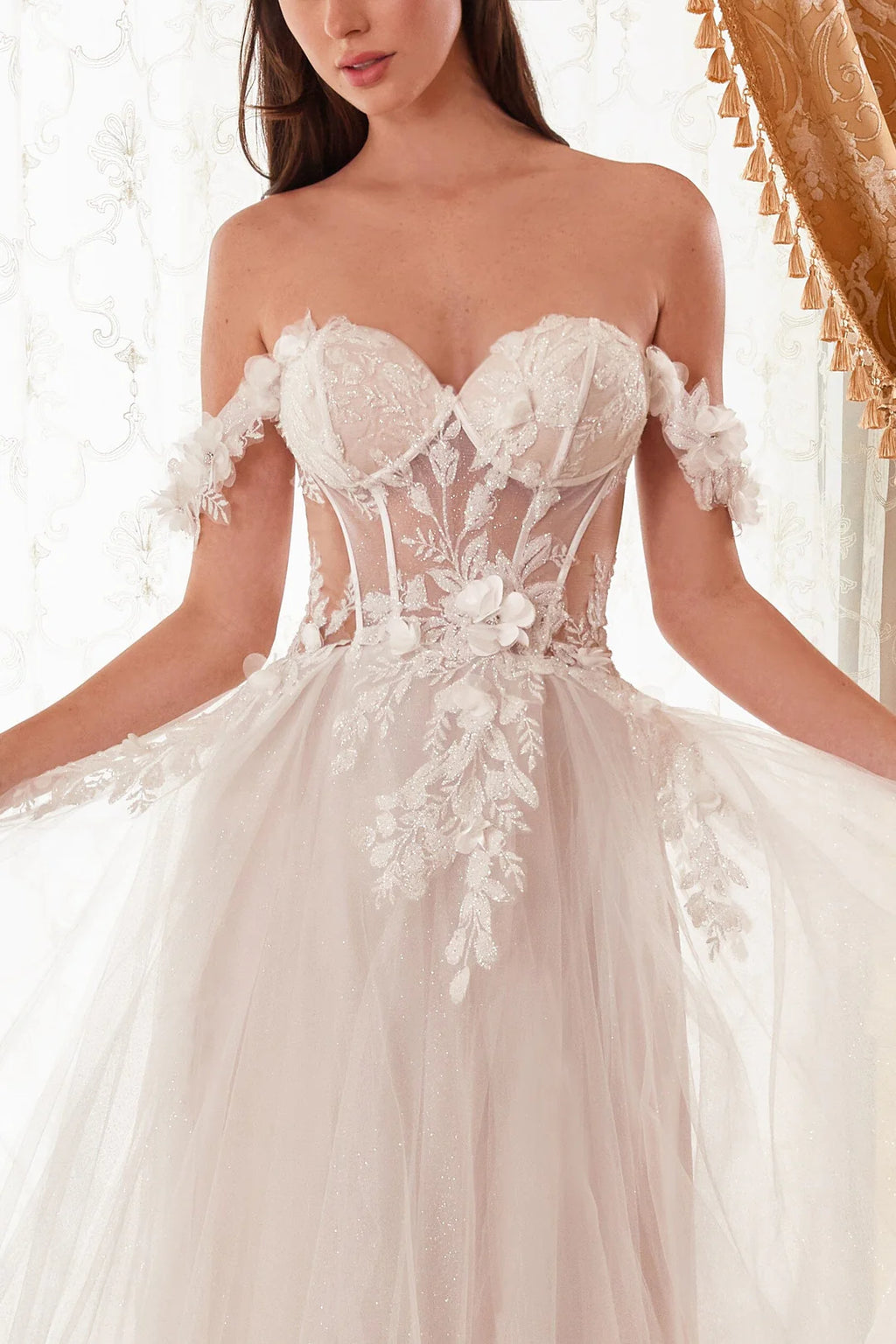 Ivory Tulle Ball Gown Floor-Length Sweetheart Dress with 3D Floral Appliques