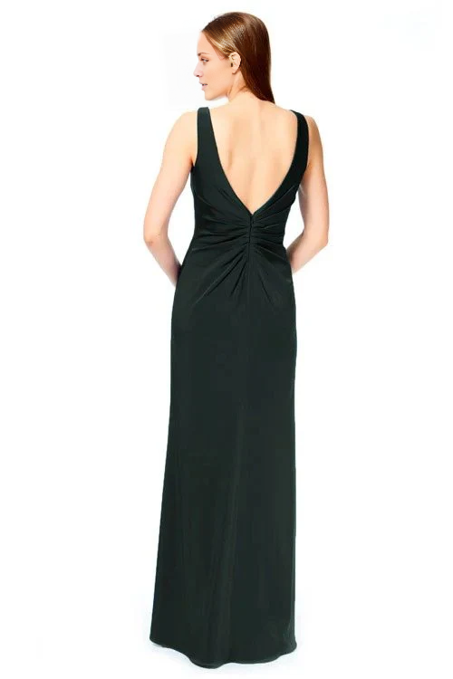 Vestido de noche Jimiss con escote barco, hombros descubiertos, sin mangas, espalda descubierta y largo hasta el suelo