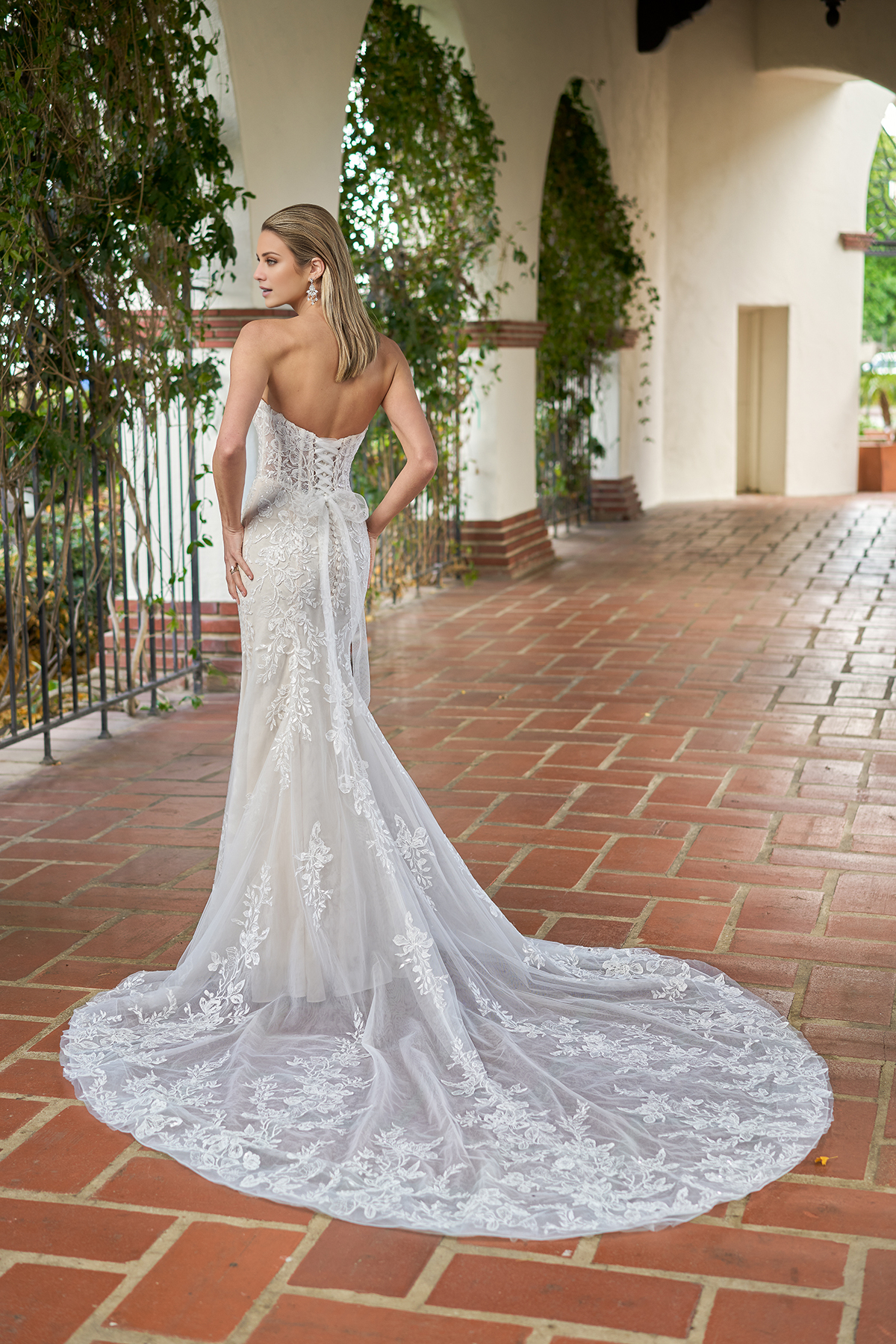 Vestido de novia largo hasta el suelo con corsé de corazón sin tirantes de gasa con encaje de sirena