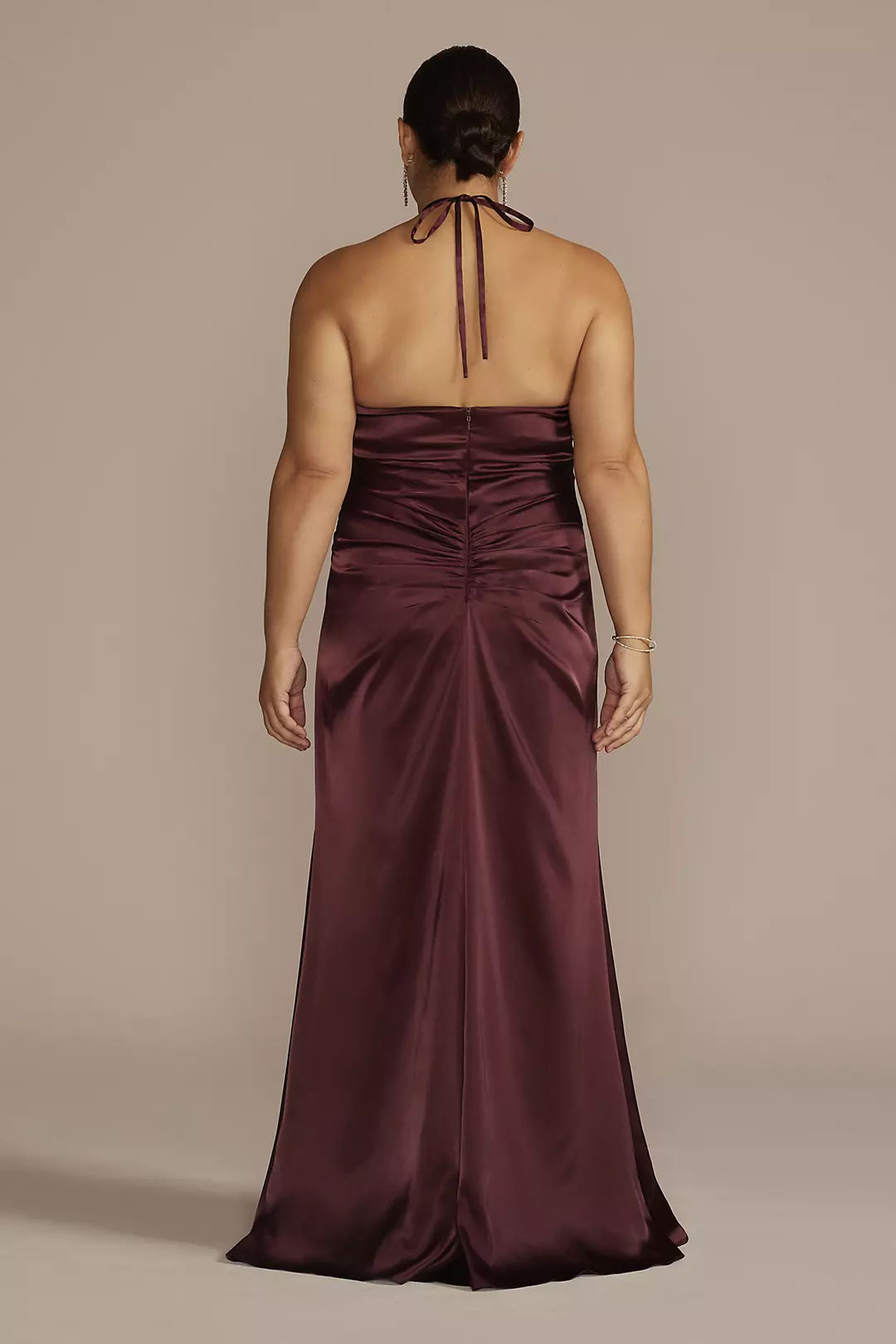 Vestido de fiesta Jimiss con escote halter, sin mangas, tirantes finos, aberturas laterales y largo hasta el suelo