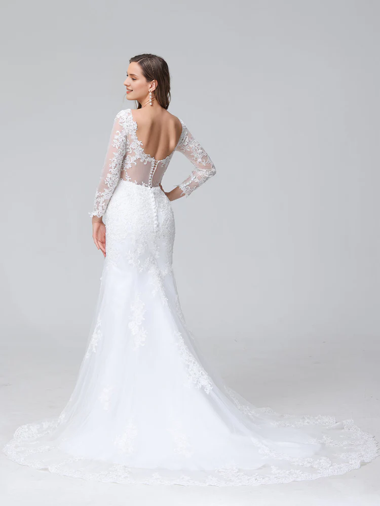 Vestido de novia de encaje con escote en V y manga larga con cola de pez cuerno