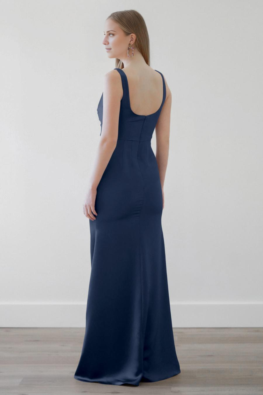 Vestido de noche Jimiss con escote cuadrado, plisado, sin espalda y largo hasta el suelo