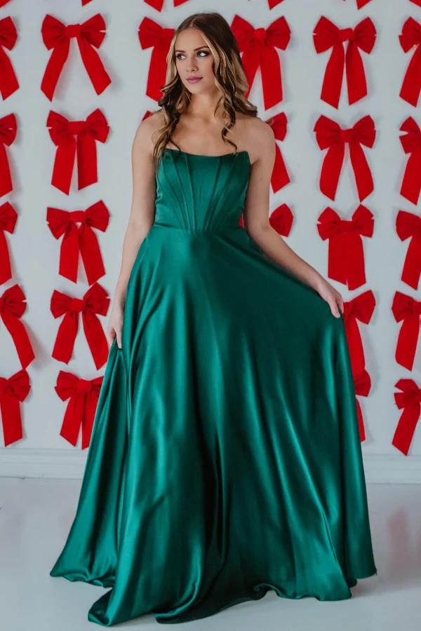 Emerald Satin A-Line Sweetheart Floor-Length Bridesmaid Dress