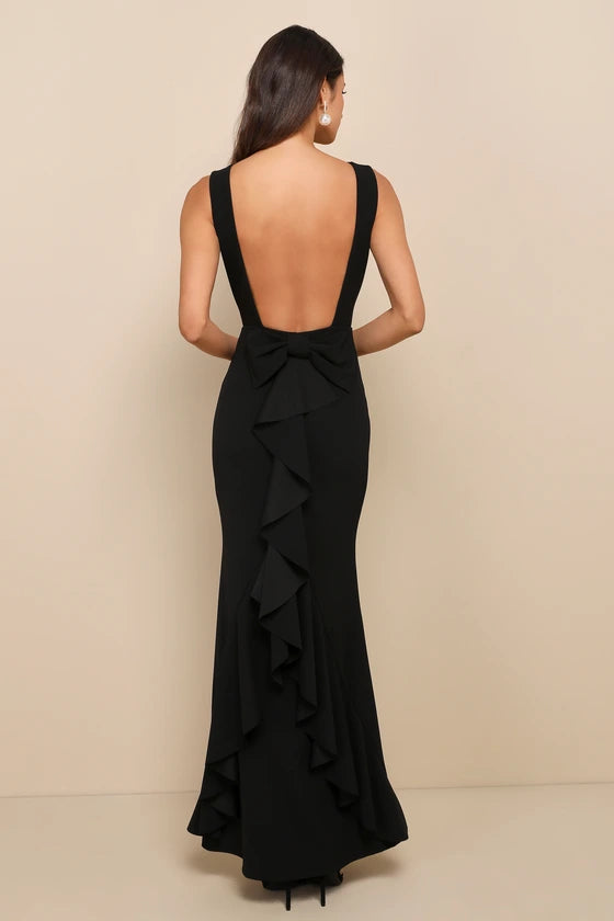 Vestido de fiesta Jimiss con escote barco, hombros descubiertos, sin mangas, espalda descubierta y largo hasta el suelo