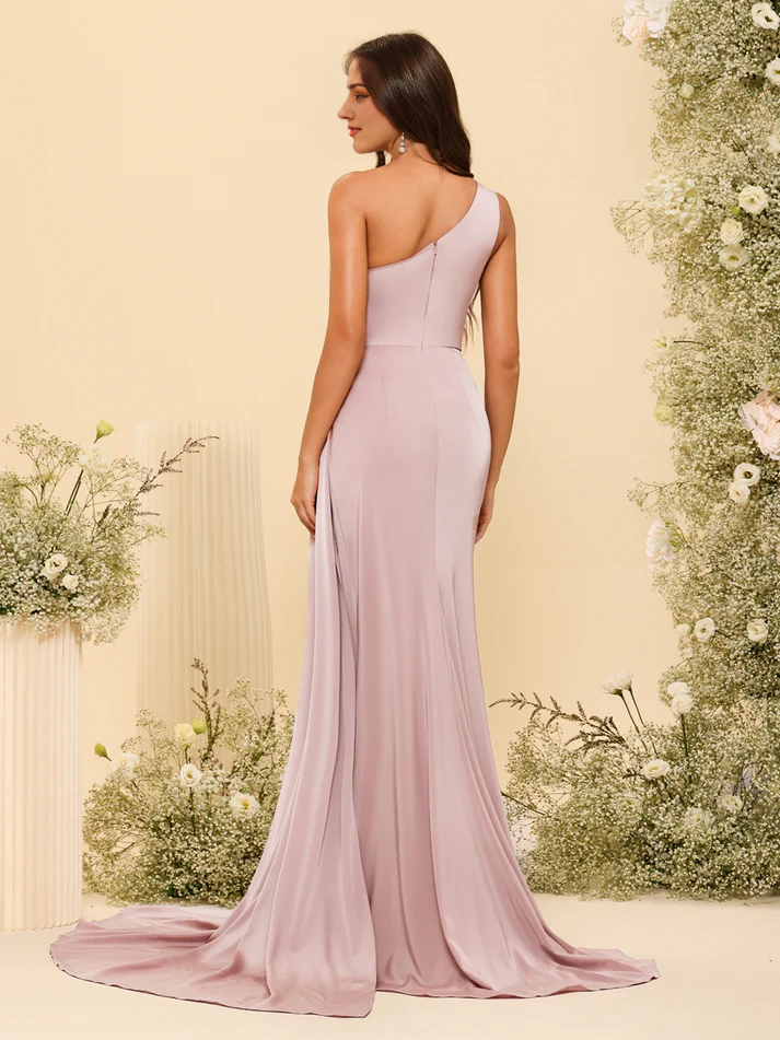 Satin Sweetheart Neckline Ruched Bodice High-Slit Sheath Train Floor-Length Bridesmaid Dresses