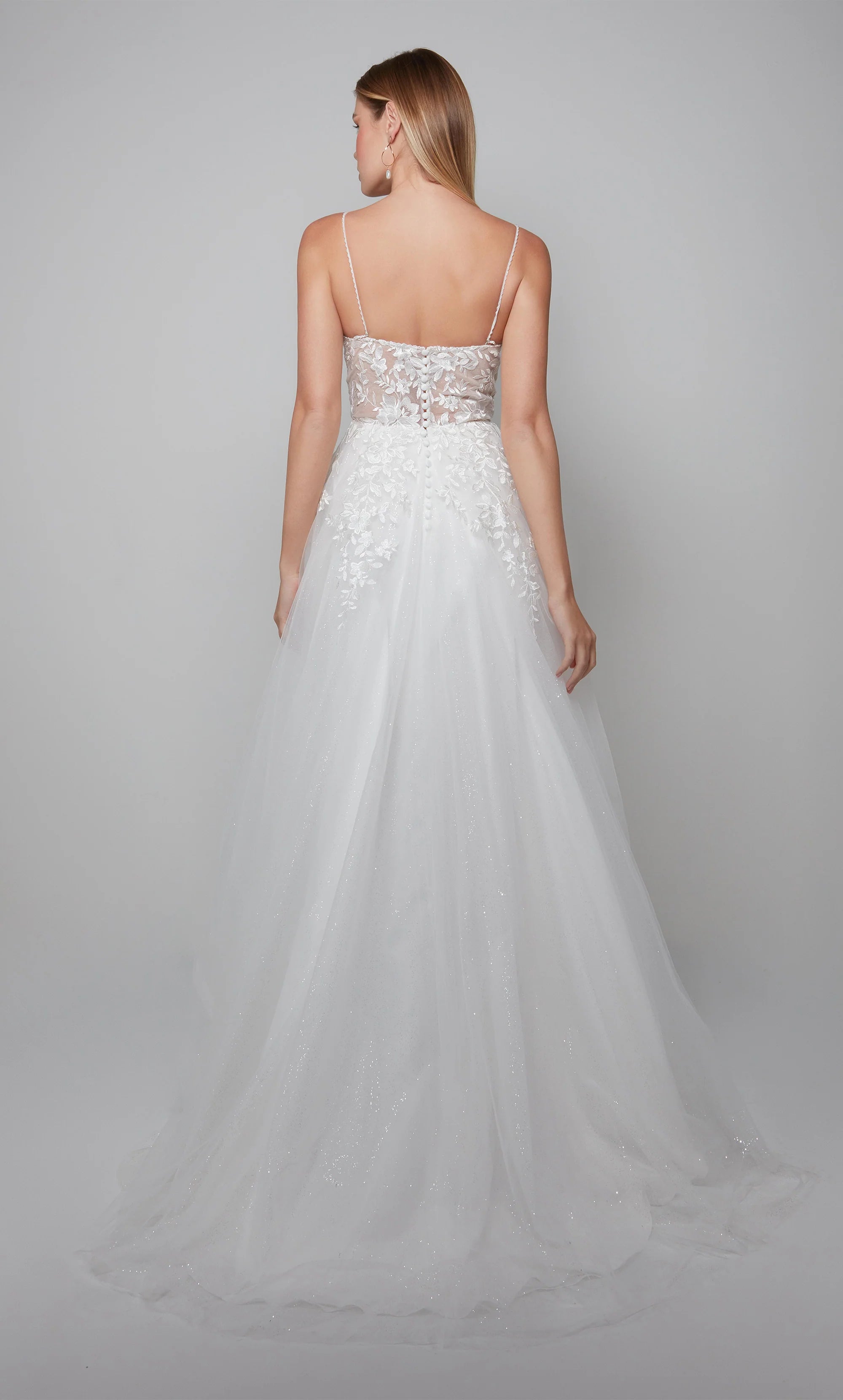 Vestido de novia largo hasta el suelo de gasa brillante con cuerpo transparente y calcomanía floral de encaje con escote de gallo