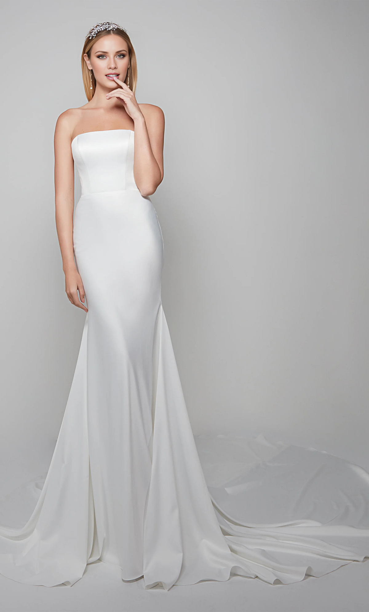 Mermaid Straight Neck Satin Floor-Length Dress in Ivory