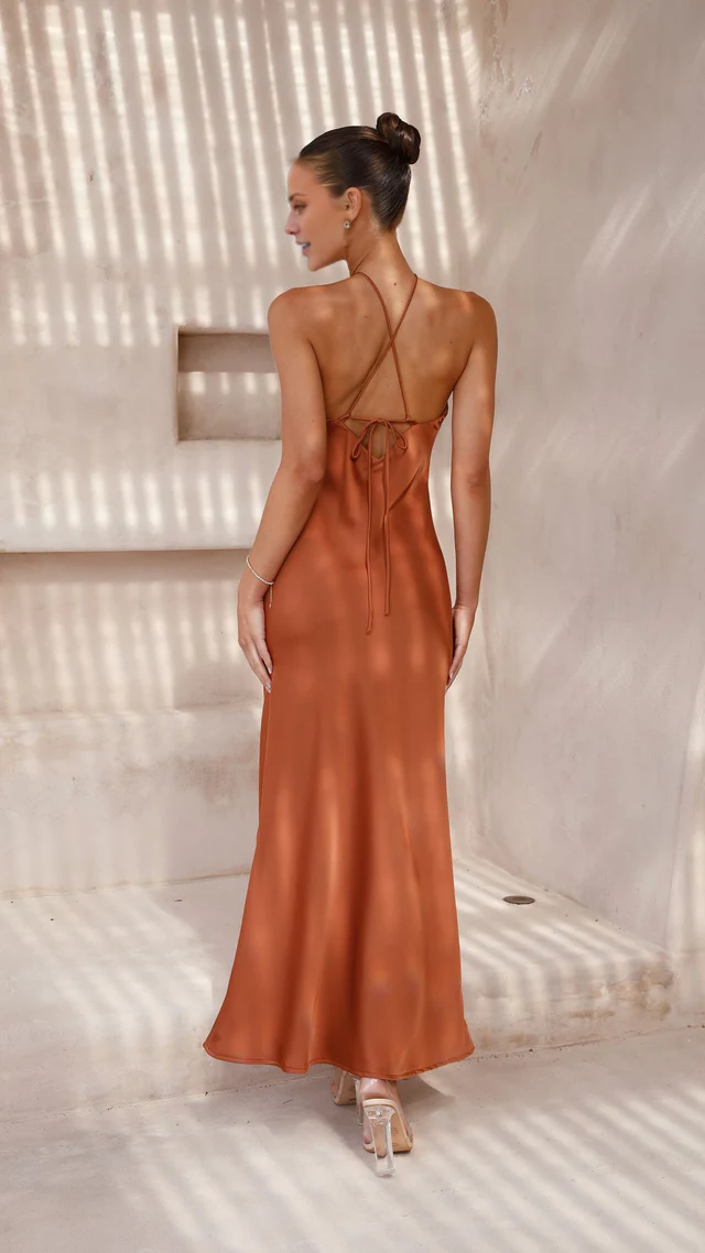 Vestido de noche Jimiss con escote halter, sin tirantes, hombros descubiertos, espalda descubierta y largo hasta el suelo