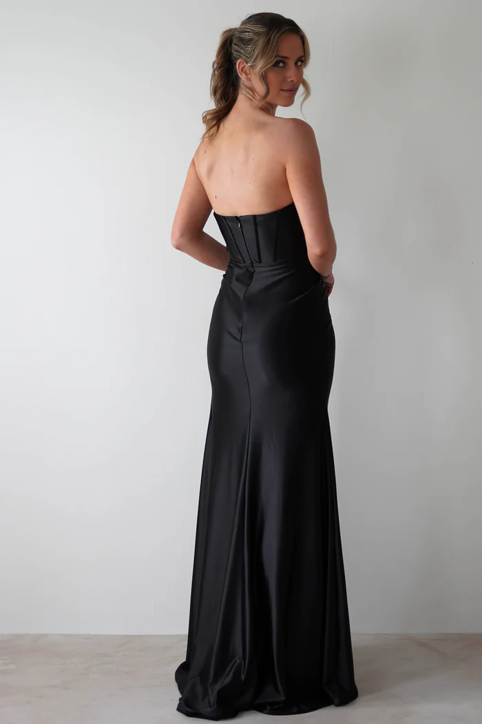 Vestido de fiesta largo hasta el suelo, sin tirantes, con abertura lateral y hombros descubiertos - Vestido Jimiss 