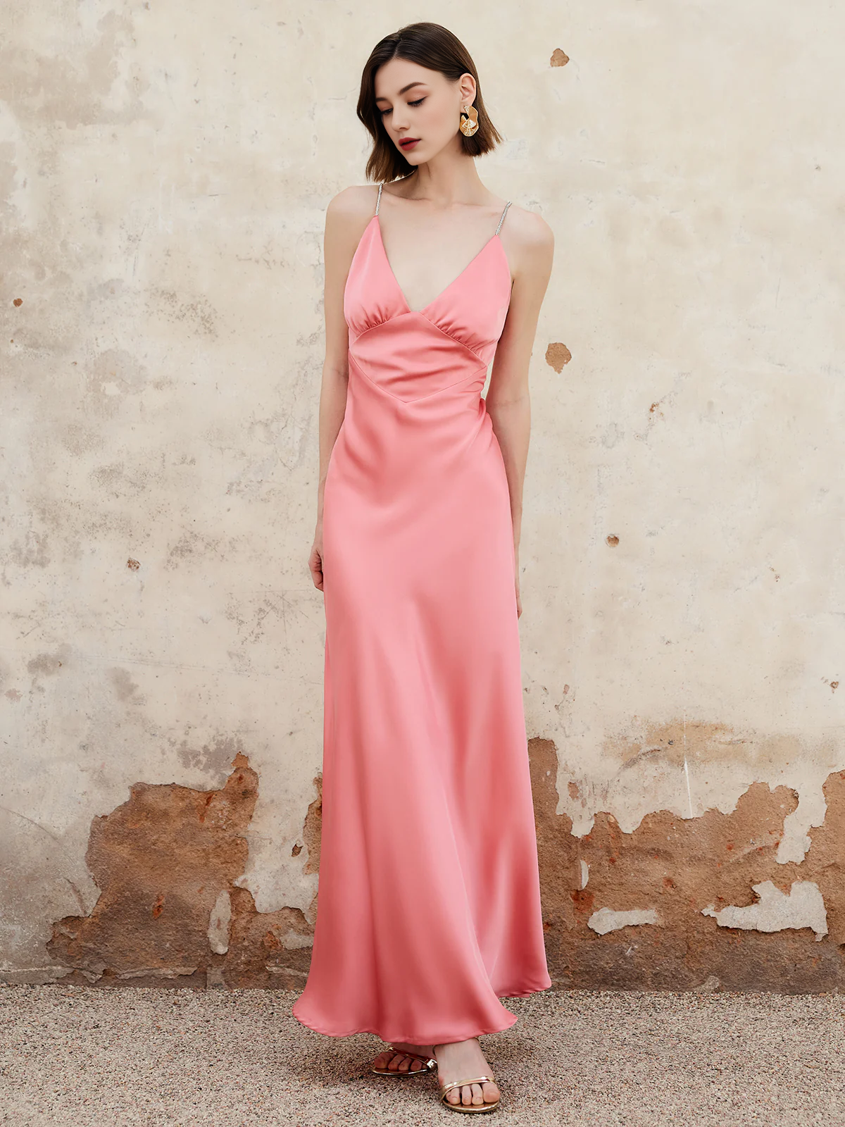 Abiti da sera lunghi con canotta plissettata e schiena scoperta