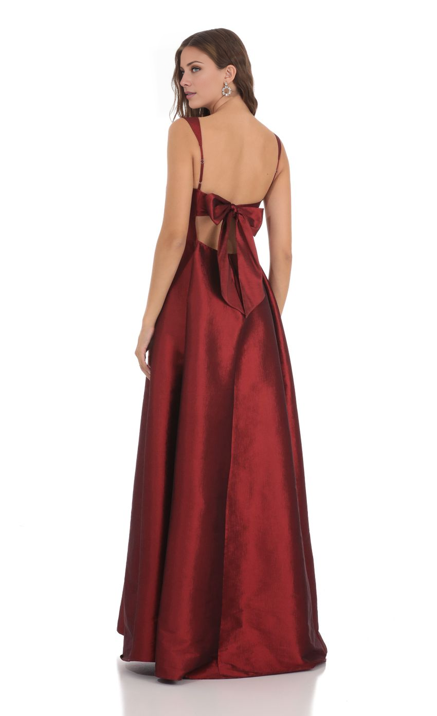 Burgundy Taffeta A-Line Floor-Length Evening Dress with Square Neck