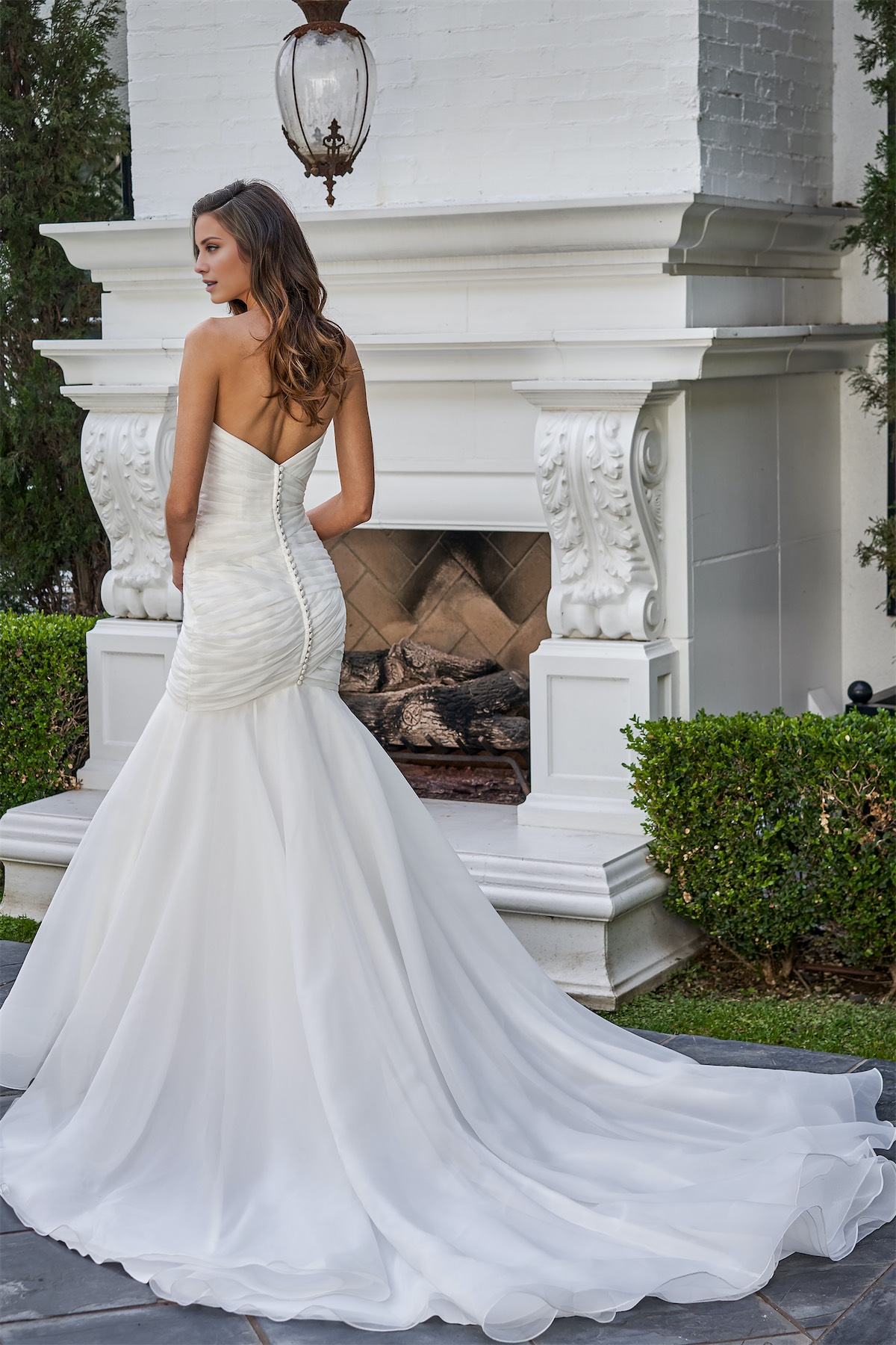 Vestido clásico de cola de pez con perlas, plisado, sin tirantes y escote corazón