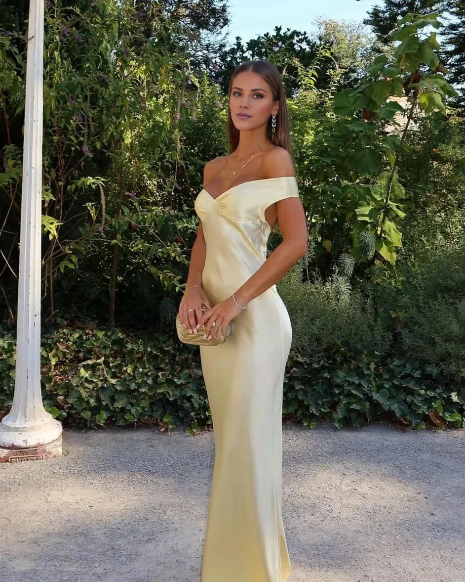 Vestido de fiesta amarillo claro con escote en forma de corazón y hombros descubiertos de Jimiss
