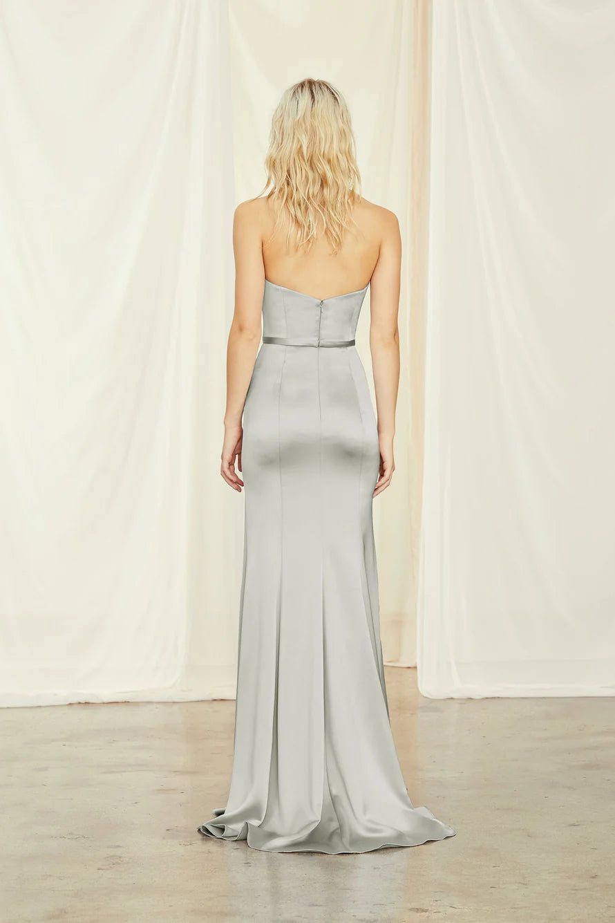 Vestido de fiesta Jimiss con hombros descubiertos, cuello sin mangas, espalda descubierta, abertura lateral y largo hasta el suelo