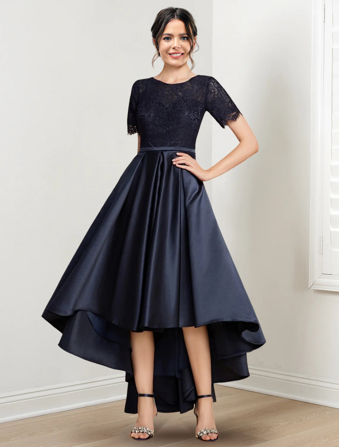 Vestidos de madre de la novia asimétricos con escote joya, corte A/Princesa