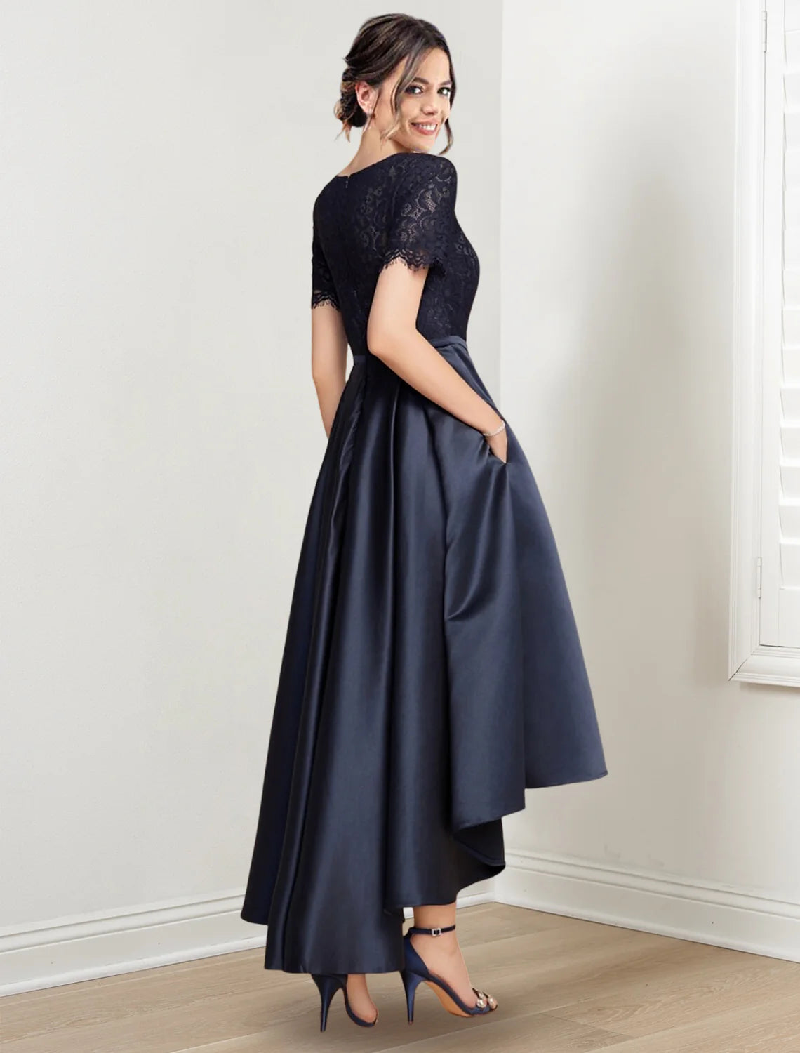 Vestidos de madre de la novia asimétricos con escote joya, corte A/Princesa
