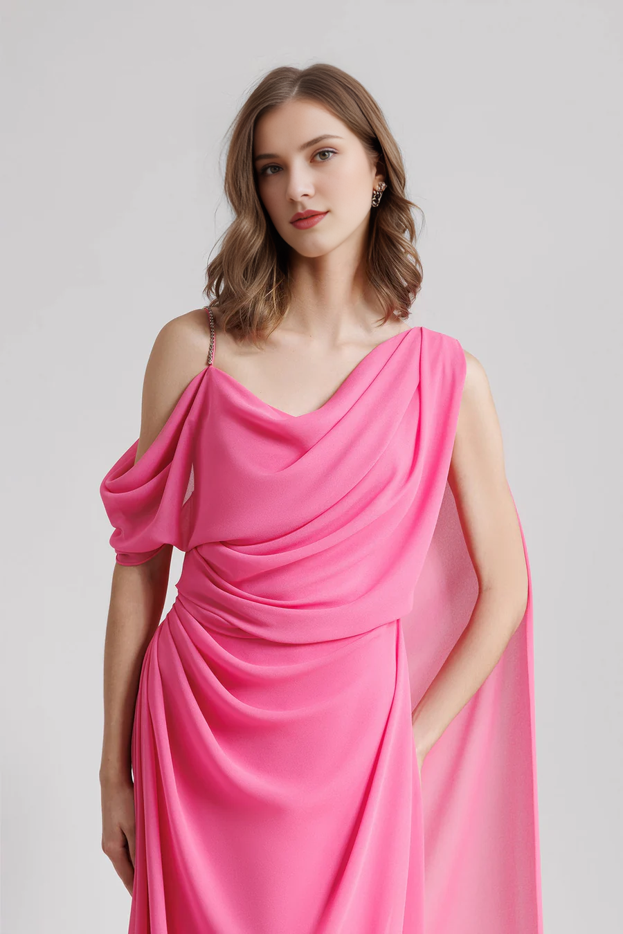 Vestidos de noche largos hasta el suelo con escote asimétrico y sin espalda