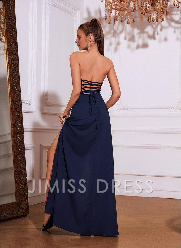 Vestido Jimiss de corte A con escote en forma de corazón, drapeado hasta el suelo y brillo