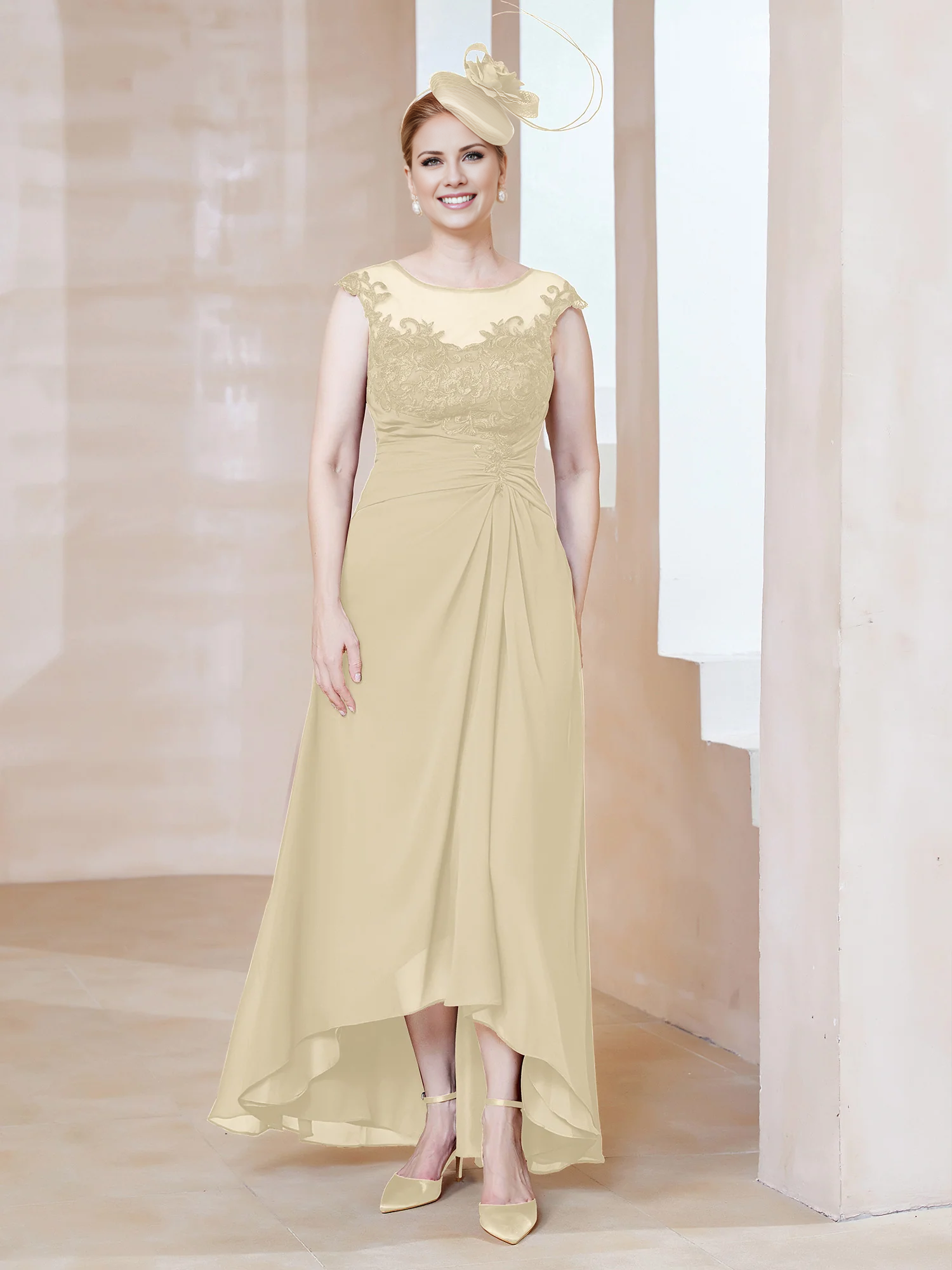 Vestido asimétrico de corte A para madre de la novia con cuello de encaje ilusión