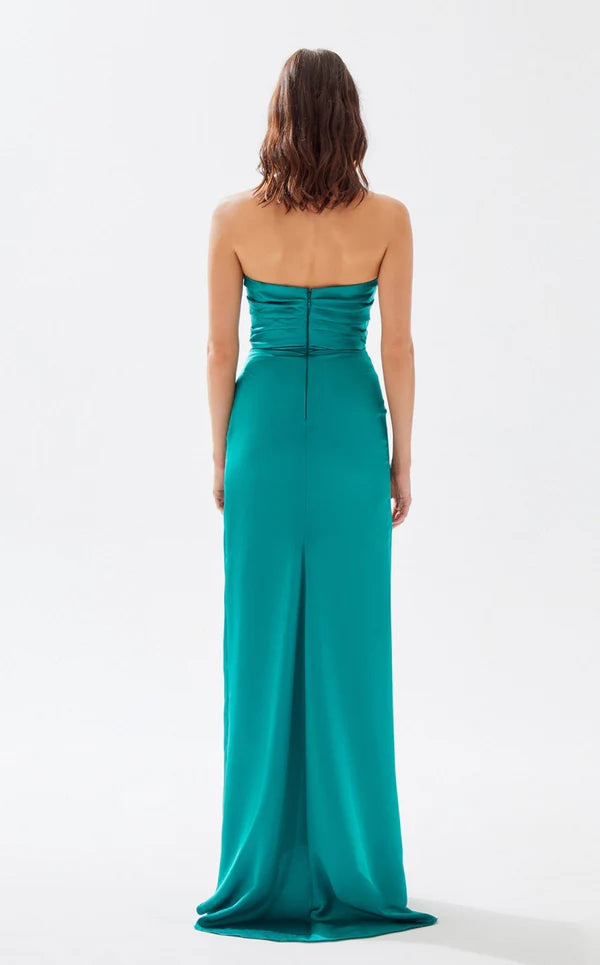 Vestido de noche largo hasta el suelo, sin tirantes, espalda descubierta, escote en forma de A y escote en forma de corazón de pollo