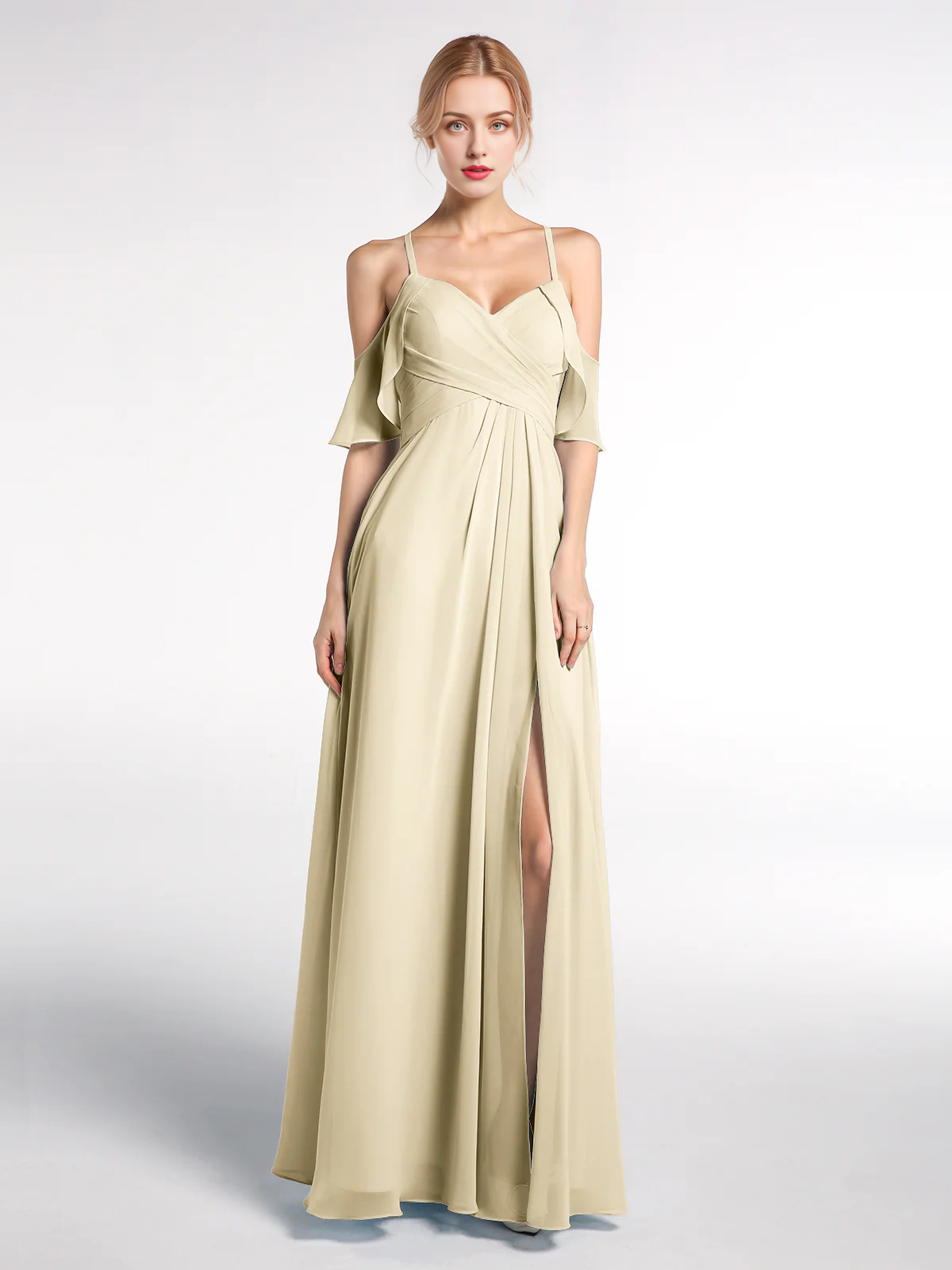 Vestido estilo imperio con hombros finos y mangas con volantes