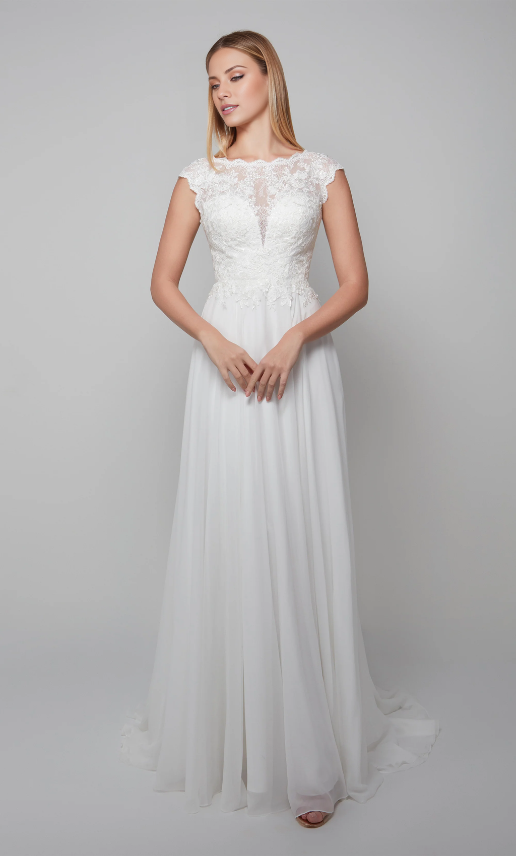 Elegant Ivory A-Line Floor-Length Gown for Bridesmaids & Formal Events