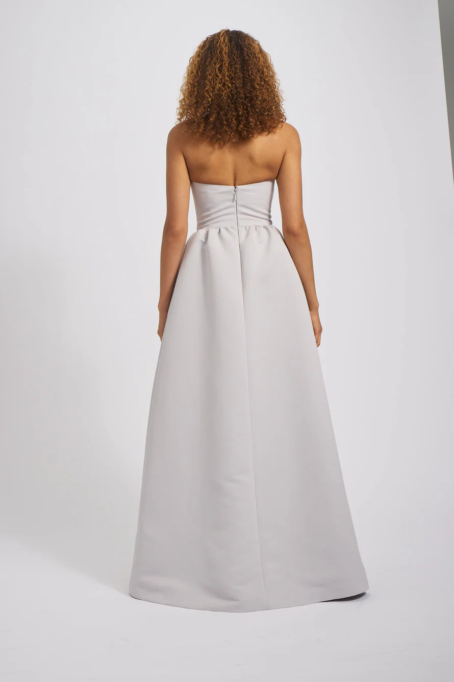 Vestido de fiesta Jimiss con hombros descubiertos, sin mangas, sin tirantes, con escote en forma de mariposa, espalda condensada y largo hasta el suelo