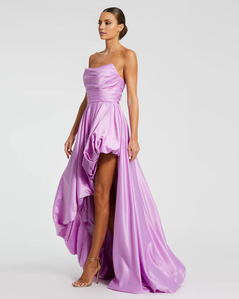 Vestido de noche largo hasta el suelo con falda plisada, sin tirantes y sin mangas