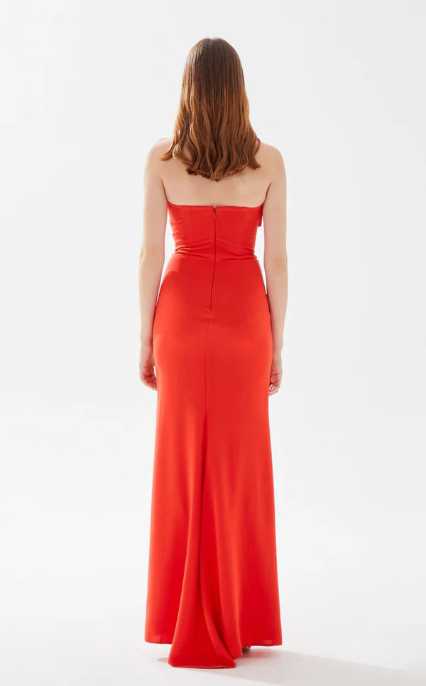 Vestido de noche de tubo recto con corsé ajustado y escote de pollo hasta el suelo