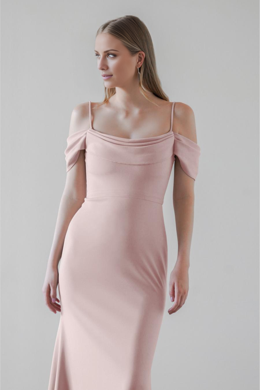 Vestido de noche Jimiss con tirantes finos, cremallera trasera expuesta y largo hasta el suelo