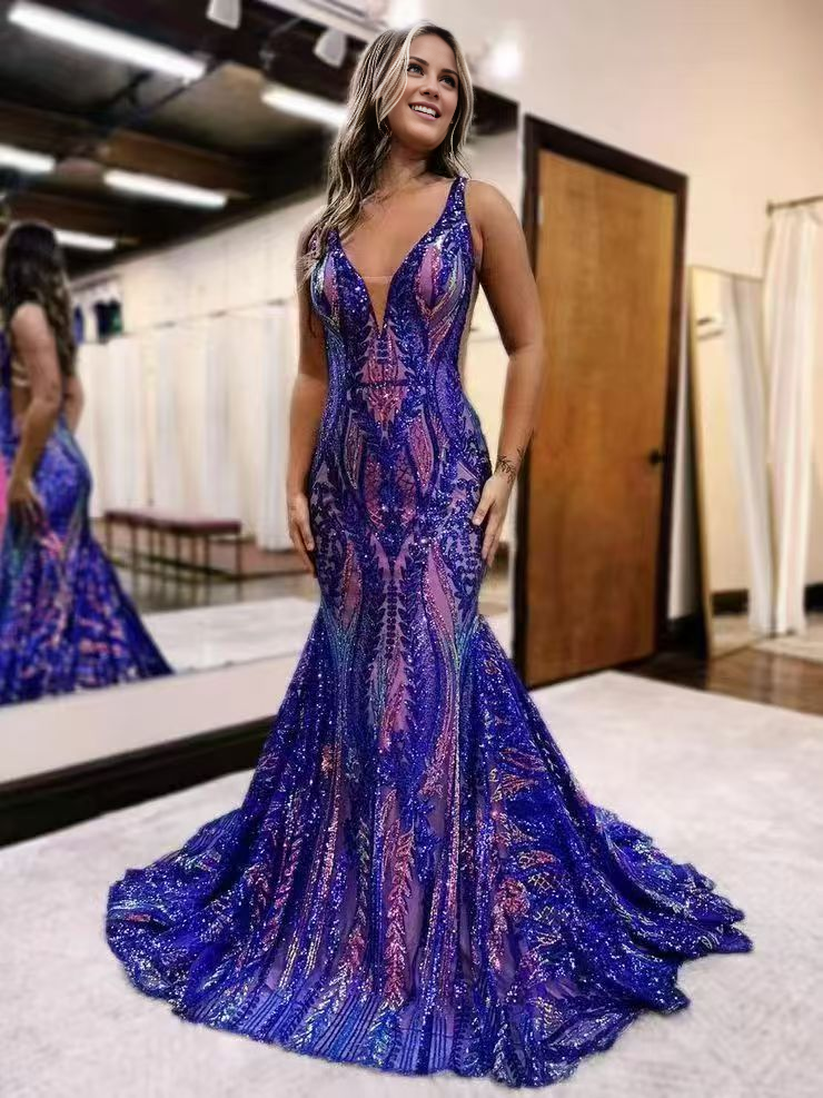 Vestido largo de fiesta con encaje y lentejuelas azules, escote en V y corte sirena de Jimiss
