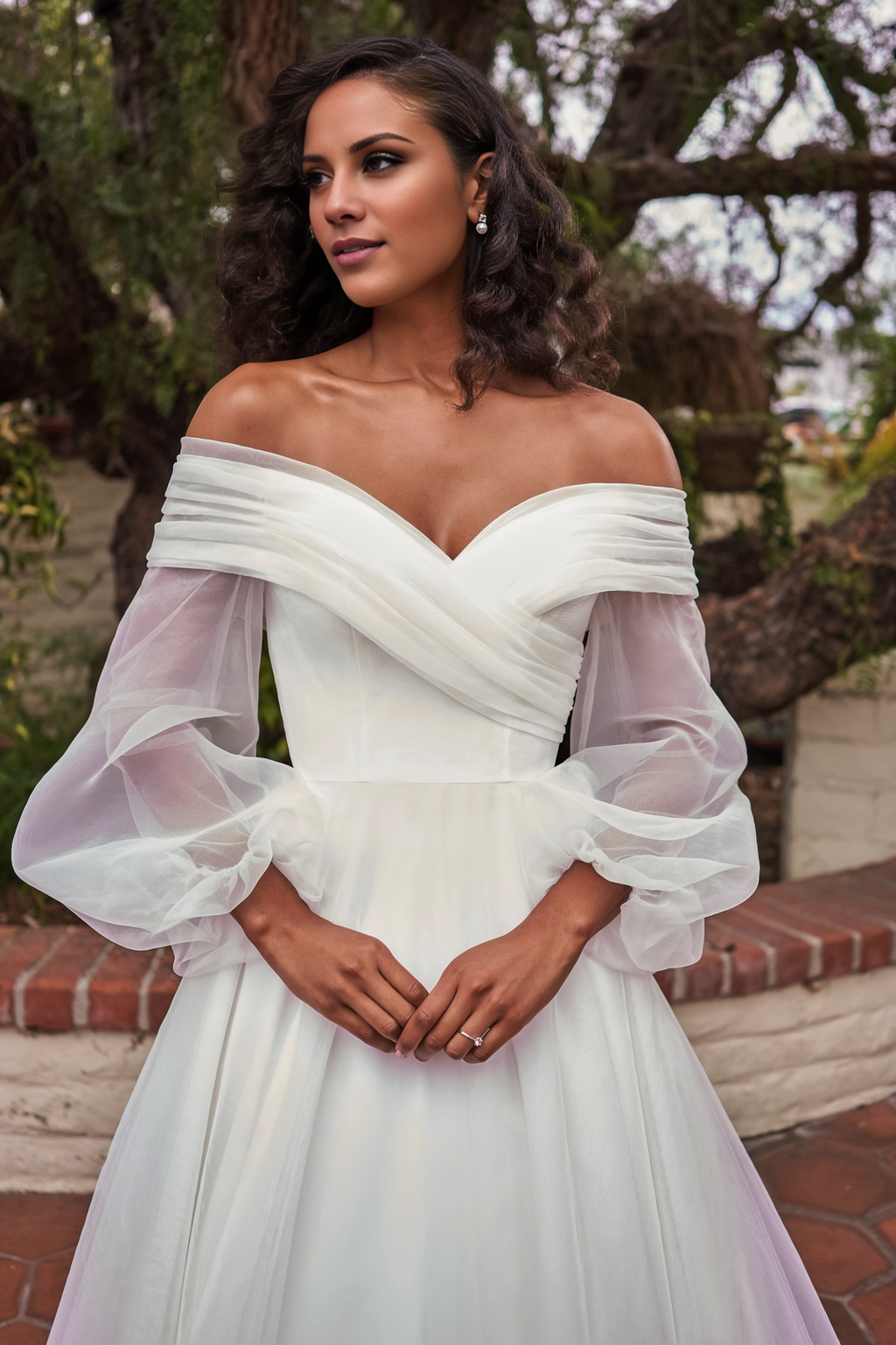 Vestido de novia largo hasta el suelo, con escote en V, cintura ajustada y mangas largas
