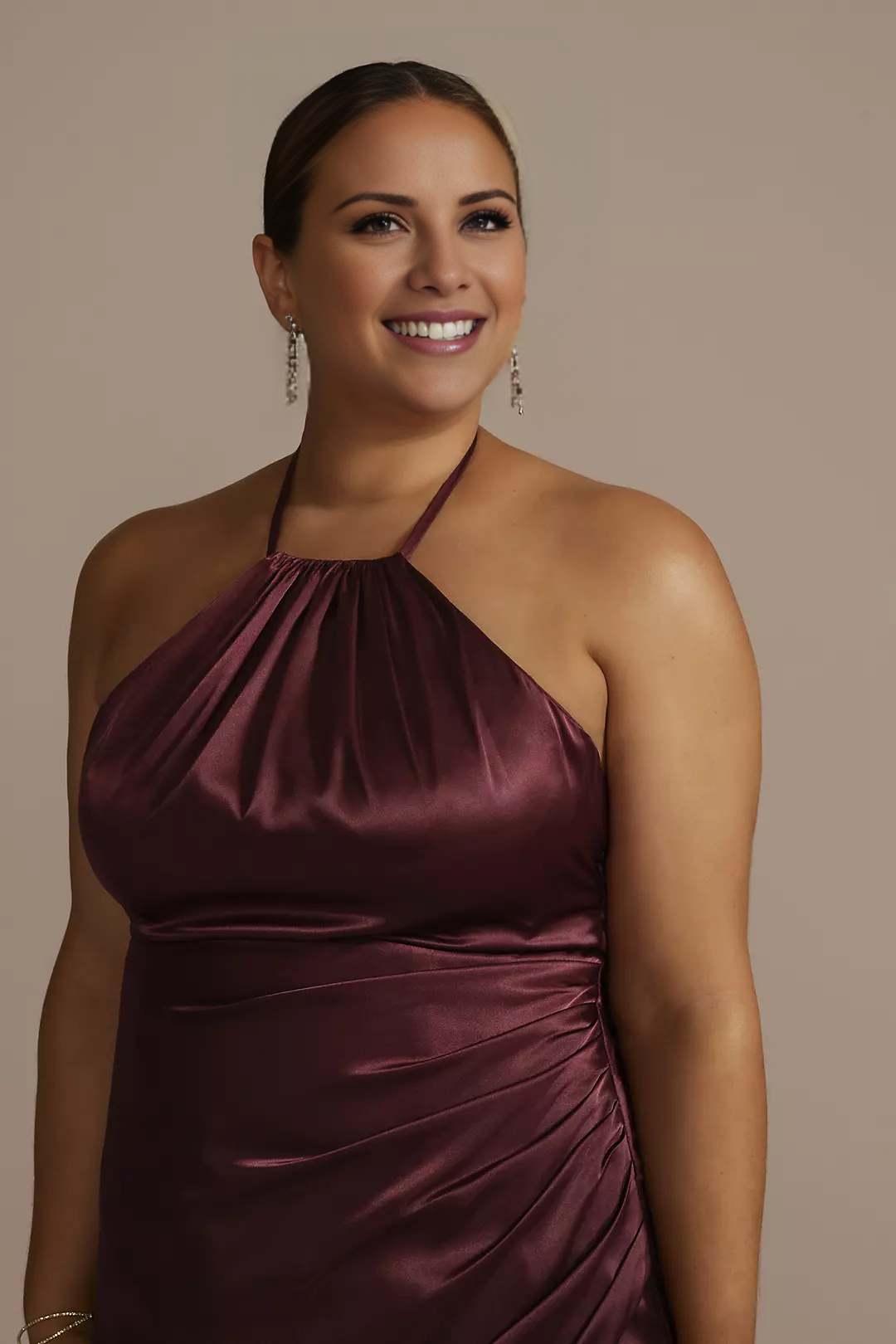 Vestido de fiesta Jimiss con escote halter, sin mangas, tirantes finos, aberturas laterales y largo hasta el suelo