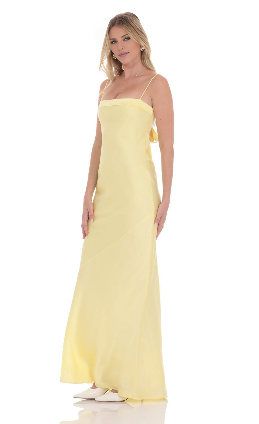 Vestido de fiesta Jimiss con escote cuadrado, hombros descubiertos, sin mangas, tirantes finos, espalda descubierta y largo hasta el suelo