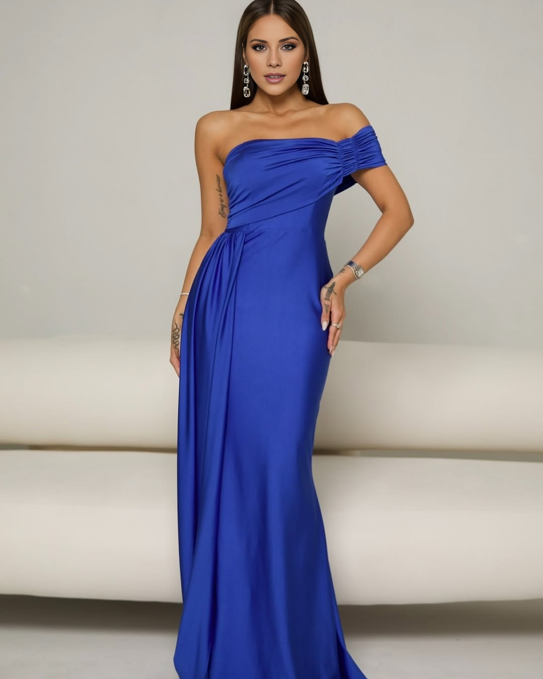 Vestido de sirena con hombros descubiertos y un solo hombro sin mangas de Jimiss