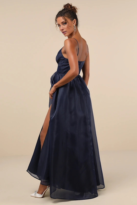 Vestido de noche Jimiss con escote en V, hombros descubiertos, sin mangas, tirantes finos, abertura lateral en la espalda y largo hasta el suelo
