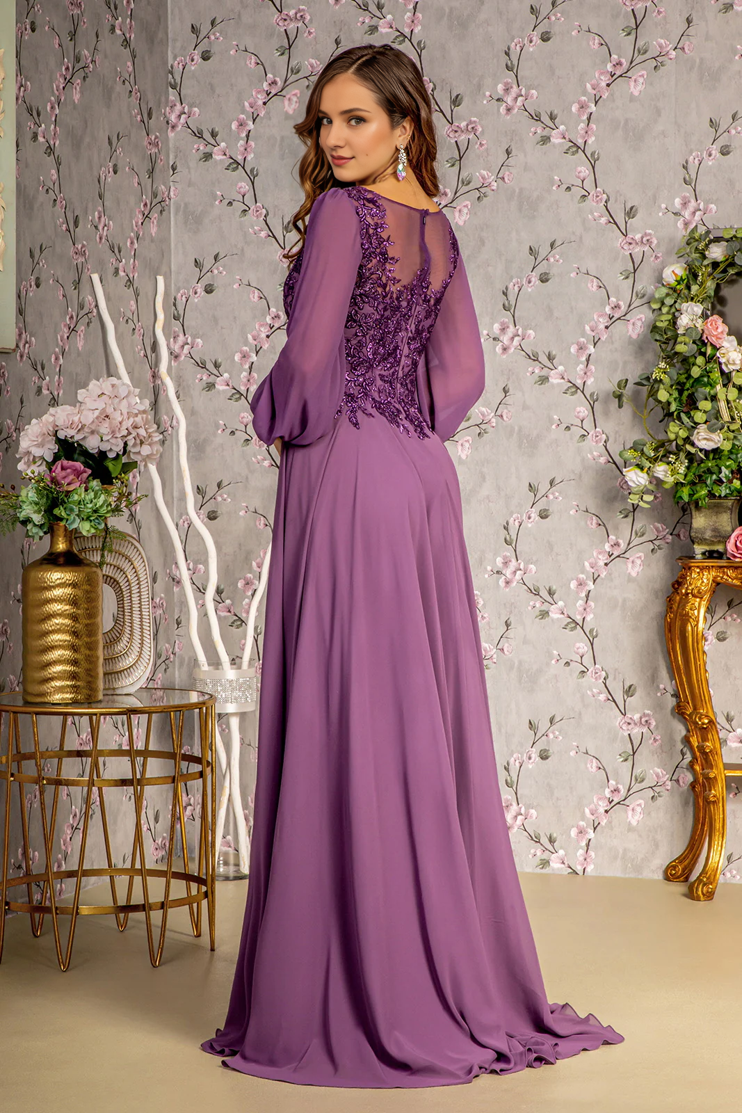 Flower embroidery long sleeved chiffon dress