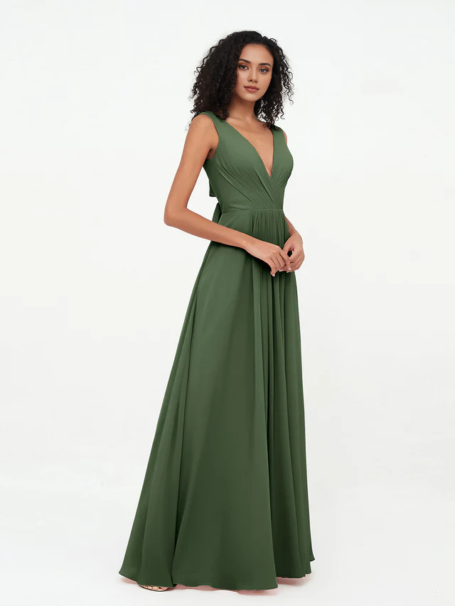 Chiffon Spaghetti-Strap Deep V-Neck Pocketed A-Line Floor-Length Bridesmaid Dresses