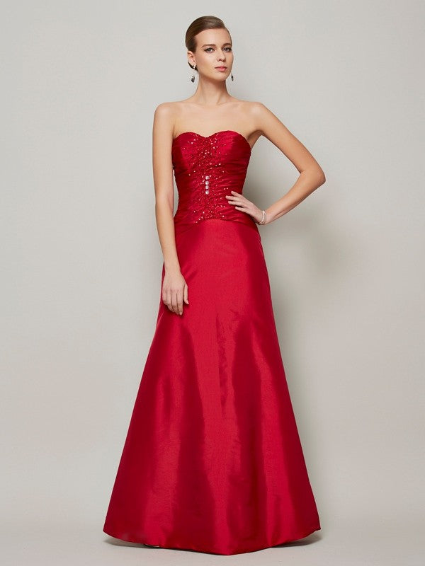 Vestidos largos de tafetán con cuentas, sin mangas, corte princesa/en forma de corazón