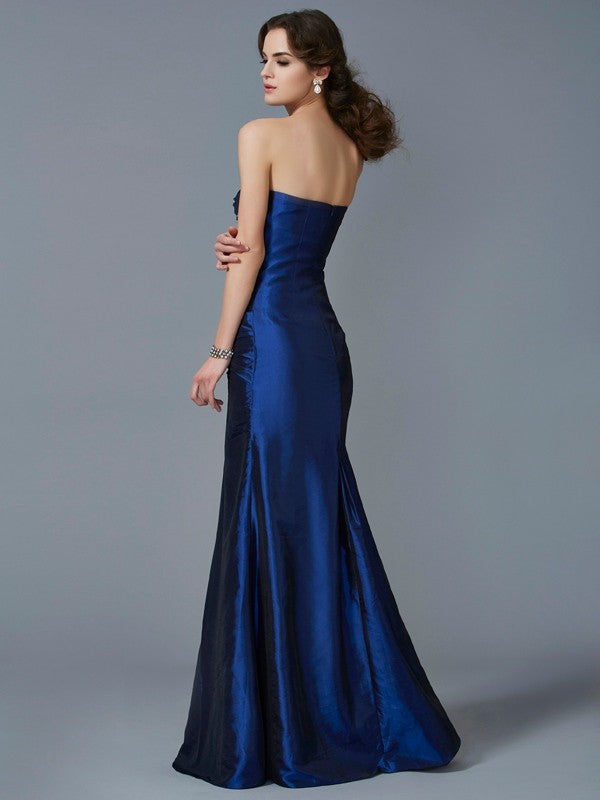 Trumpet/Mermaid Strapless Sleeveless Applique Long Taffeta Dresses