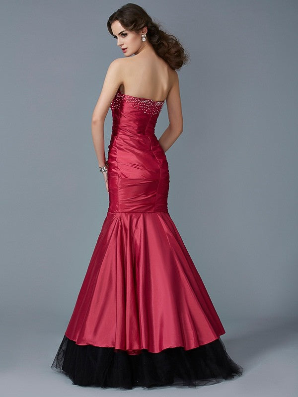 Trumpet/Mermaid Strapless Sleeveless Beading Long Taffeta Dresses