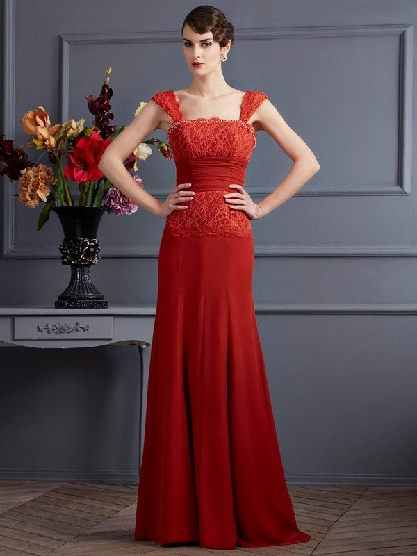 Red Chiffon Sheath/column Floor-Length Dress with Square Neck & Lace Bodice
