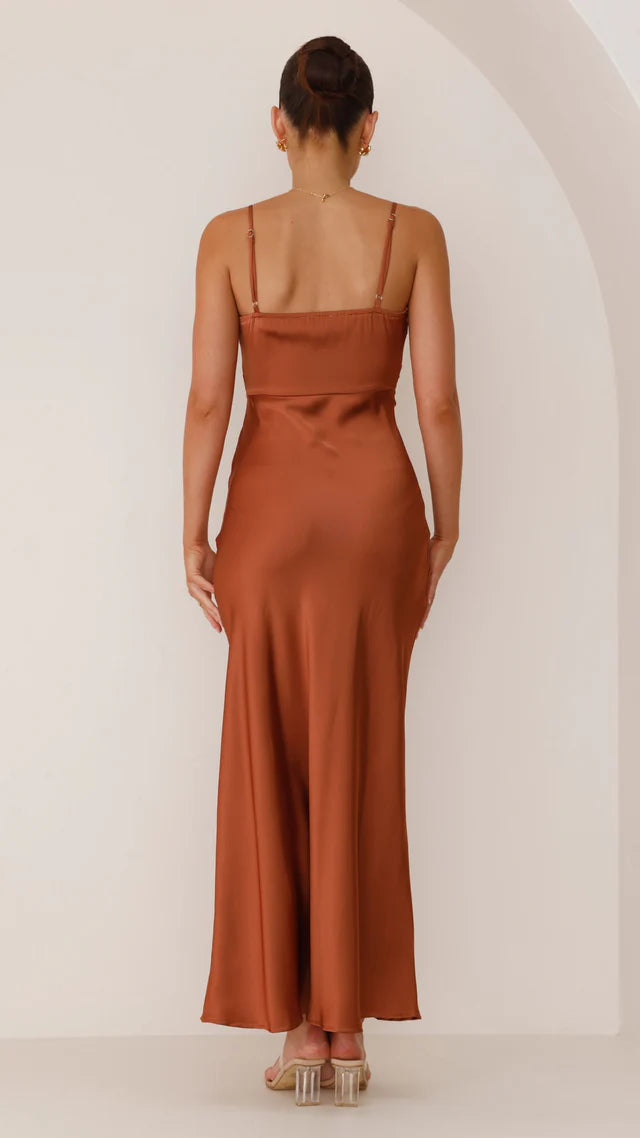 Vestido de fiesta largo Jimiss con escote cuadrado, tirantes finos, sin mangas y abertura lateral