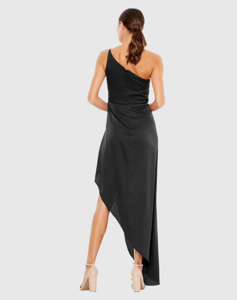 Vestido de noche largo hasta el suelo con falda asimétrica de satén sin mangas y escote de un solo hombro