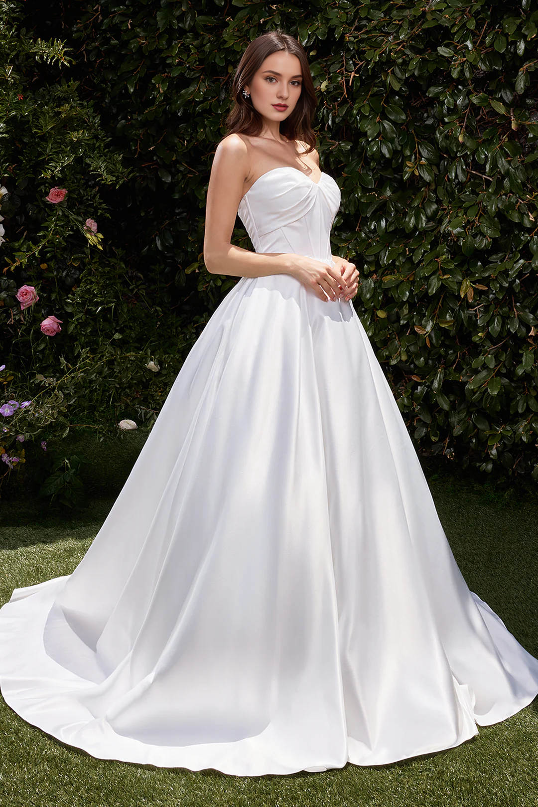 Vestido de novia largo sin tirantes de satén