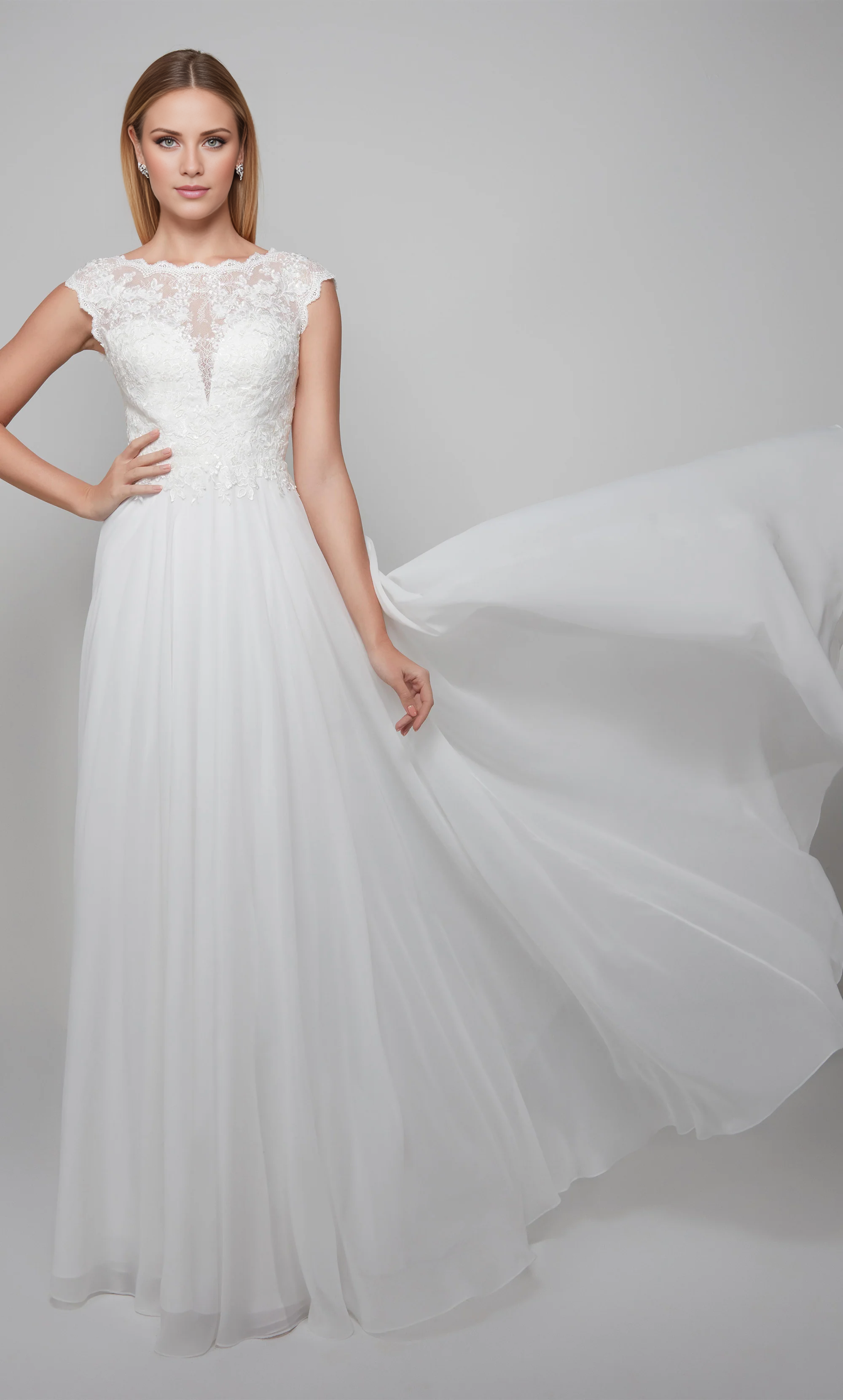 Elegant Ivory A-Line Floor-Length Gown for Bridesmaids & Formal Events