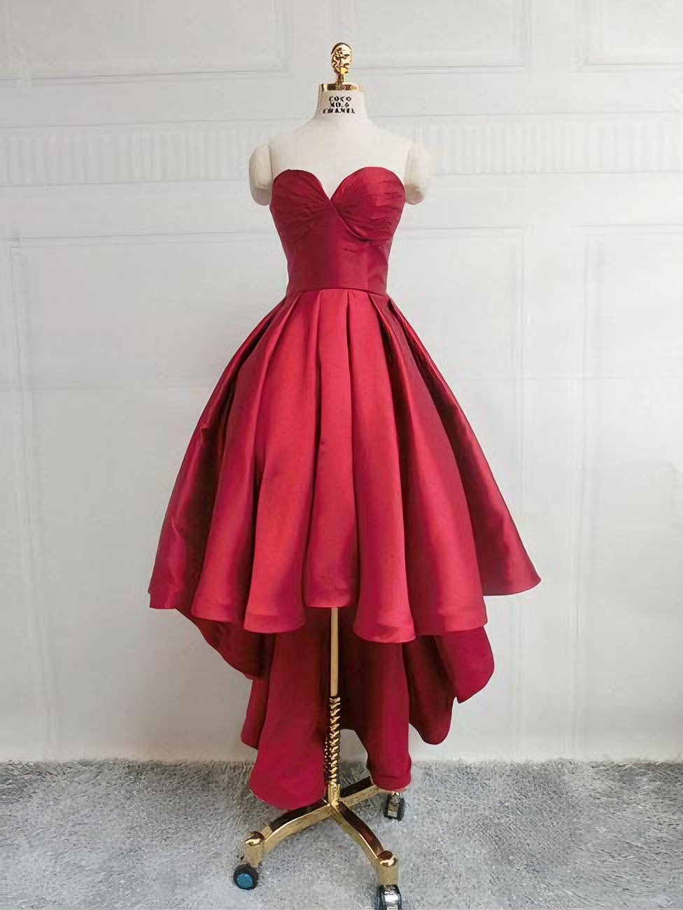 Luxury satin highlow strapless sweetheart solid lace up back irregular hem formal homecoming dress