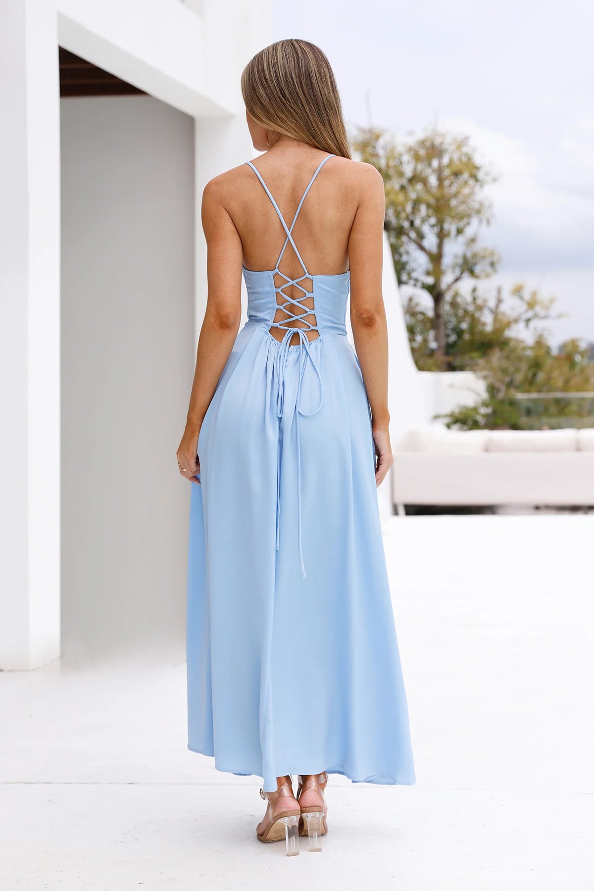 Vestido de fiesta Jimiss con escote asimétrico, tirantes finos, abertura lateral y largo hasta el suelo